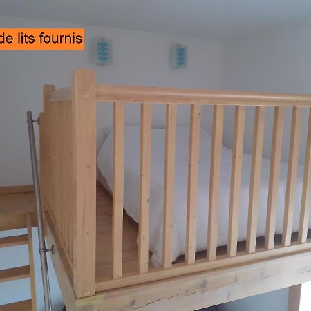 Appartement Rez De Chaussee Avec Terrasse Et Jardin Tence Eksteriør billede